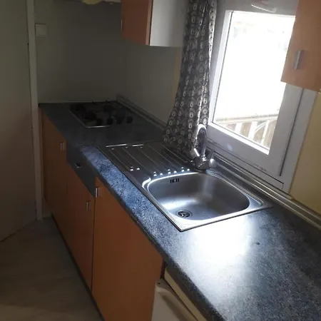 Mobilhome Entre Mer Et Montagne Camping 3 Etoiles Camping Mas De Lastourg * Serdinya